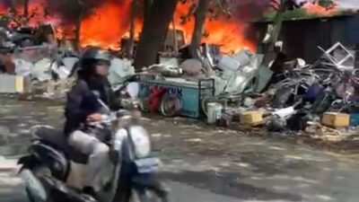 Kebakaran Gudang Rosok