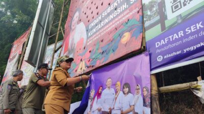 Bupati Endah Subekti Kuntariningsih Copot Reklame Tak Berizin Bergambar Dirinya