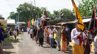 Kirab Melasti 2025 di Pantai Ngobaran