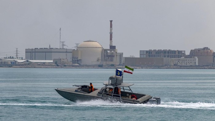 Selat Hormuz Ditutup Iran: Dampak Global yang Mengejutkan